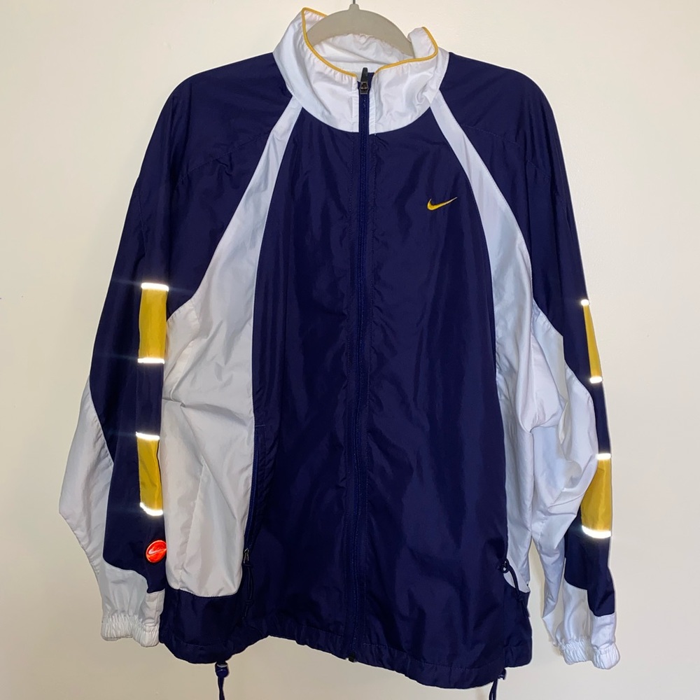 Vintage Nike windbreaker reflective